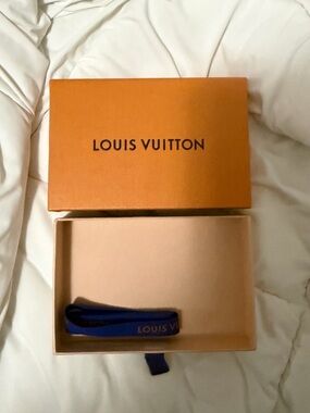 Louis Vuitton Small Box
